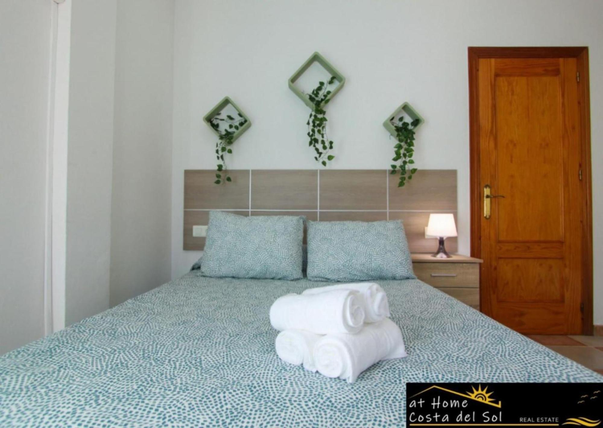 Apartamento En El Centro De Nerja By At Home Costa Del Sol Екстериор снимка